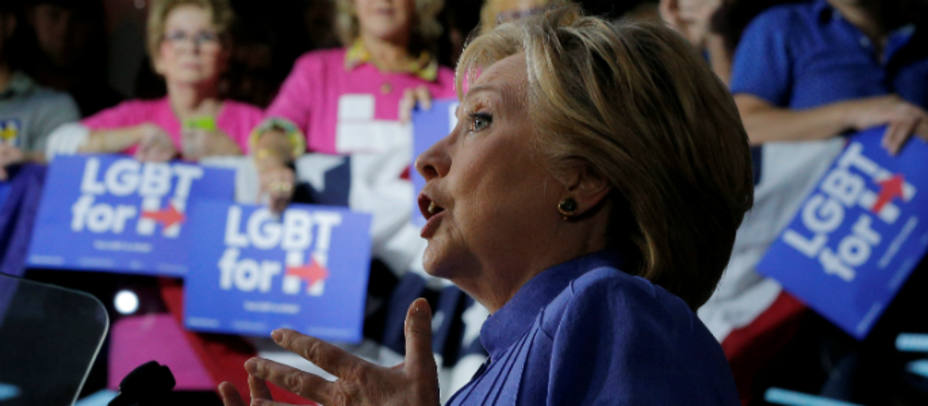 Hillary Clinton durante un acto de la campaña electoral a la Casa Blanca en Wilton Manors, Florida. REUTERS