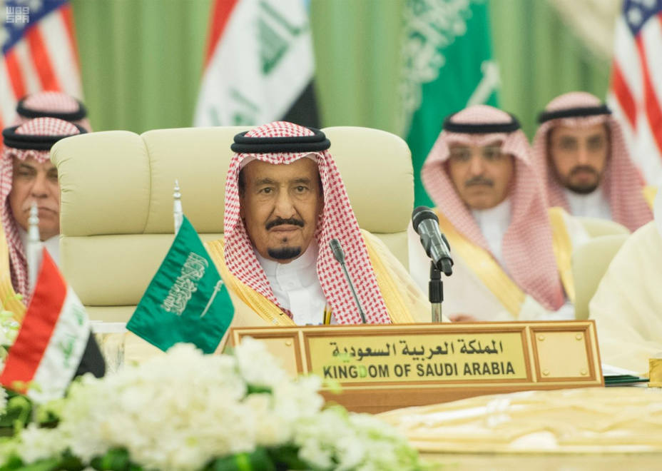 Saudi Arabias King Salman bin Abdulaziz Al Saud attends a meeting with U.S. Secretary of State Rex Tillerson and Iraqi Prime Minister Haider al-Abadi in Riyadh
