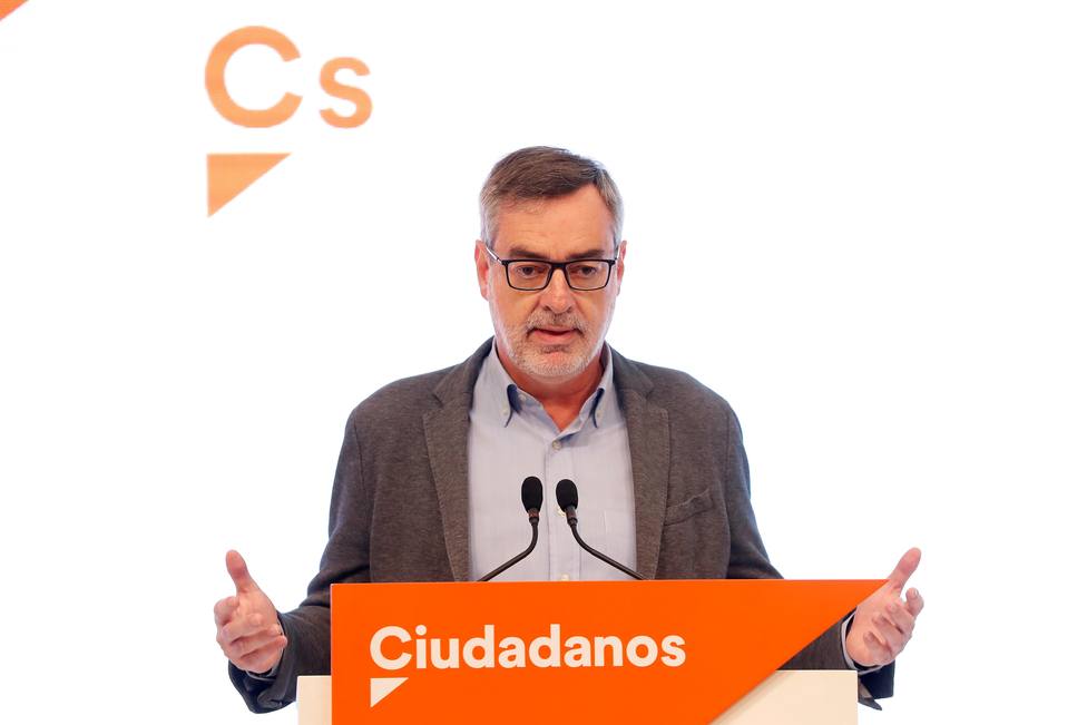 Cs exige a los barones del PSOE que rechacen la estrategia de Sánchez para Cataluña