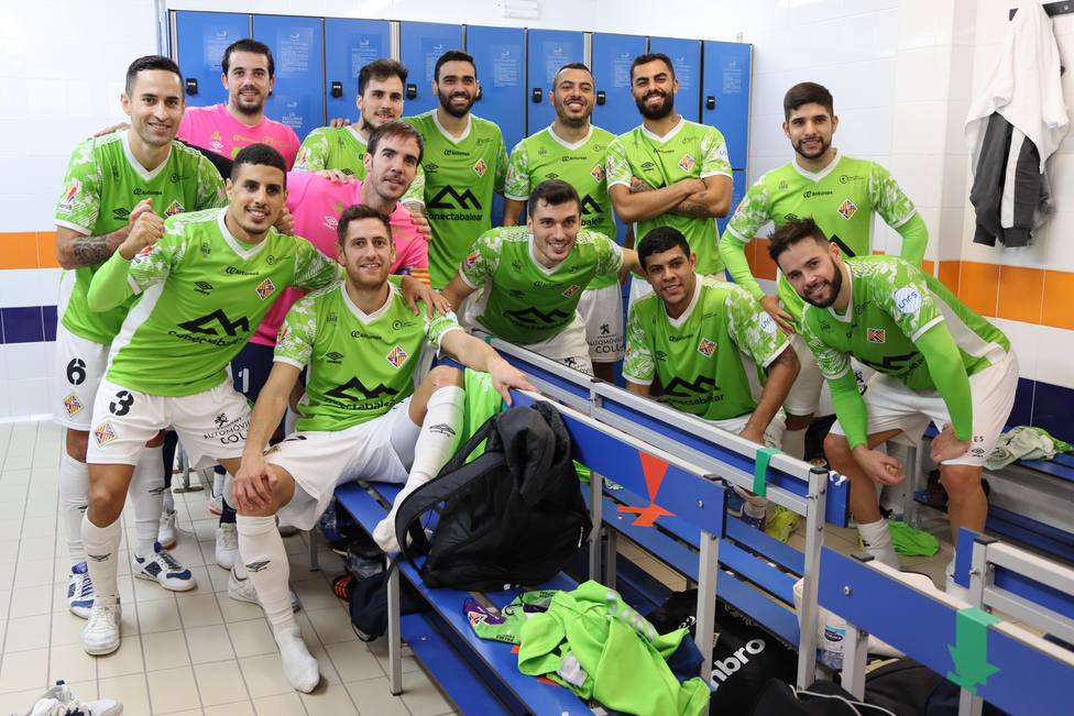 La plantilla del Palma Futsal celebrando una victoria