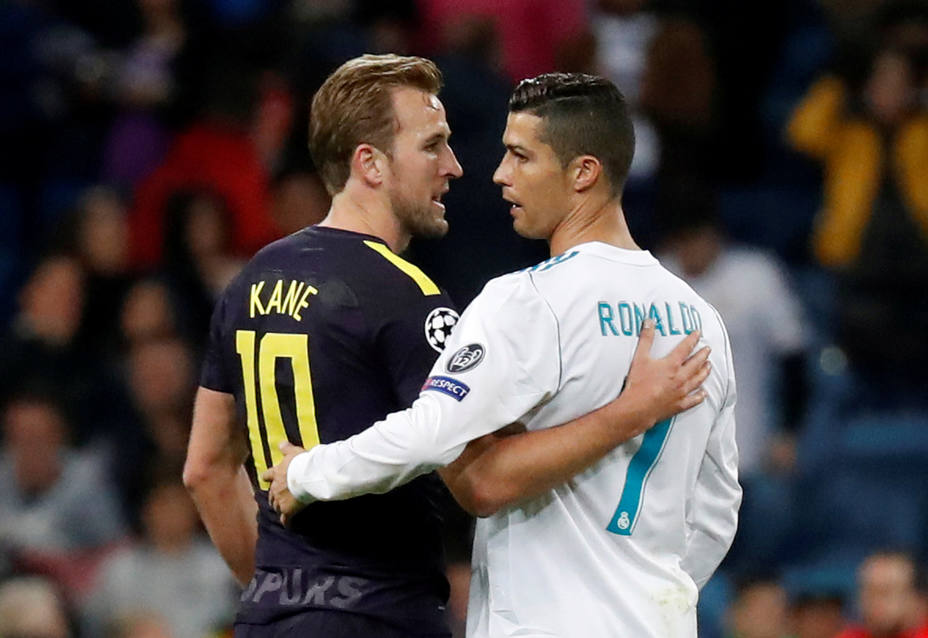 Kane con Cristiano Ronaldo