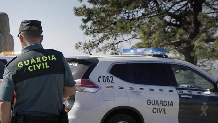 ANDALUCIA. Sevilla. Sucesos. Detenidos cinco presuntos autores de robos en bares, farmacias y otros establecimientos del Aljarafe