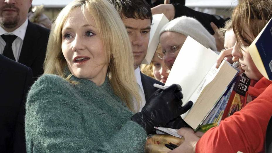 J.K. Rowling da a sus seguidores las claves para convertirse en escritor