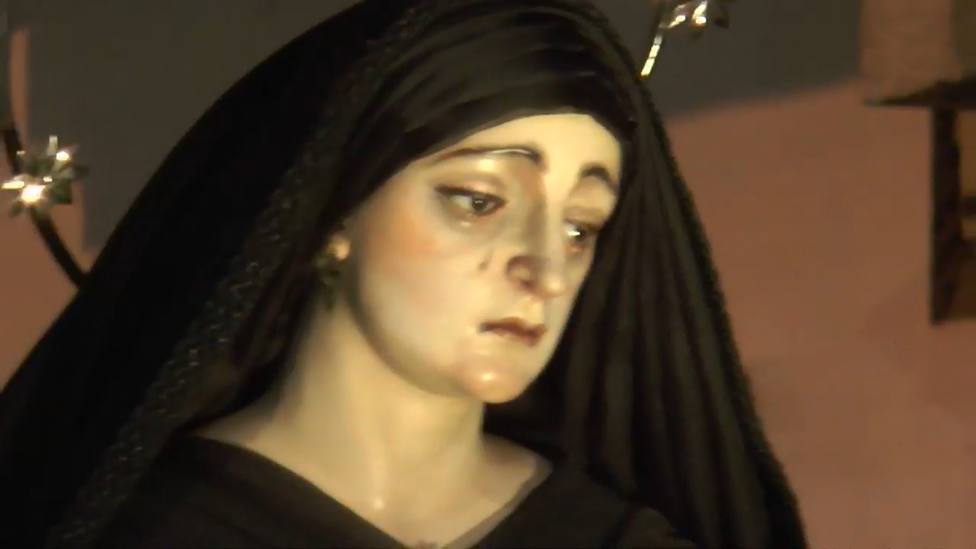 La Virgen de la Caridad y del Silencio procesionó en la tarde de este sábado por Ferrol
