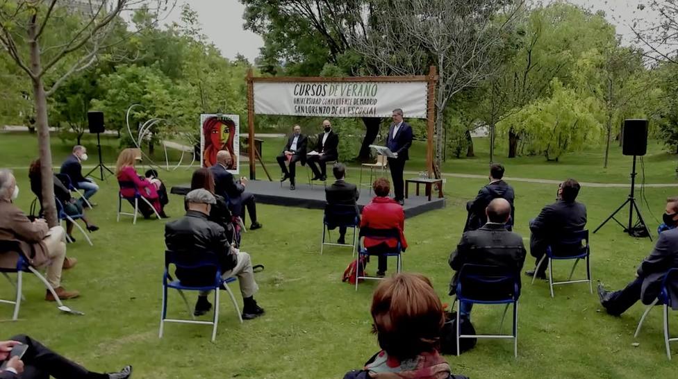 Acto de presentación de los Cursos, en el Jardín Botánico de Madrid