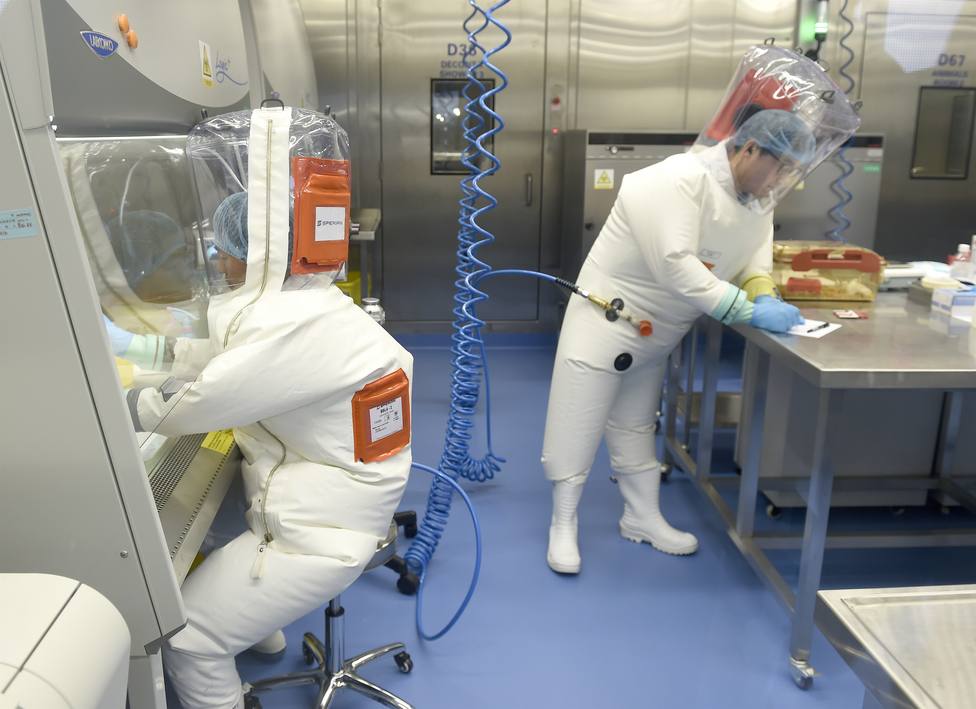 EEUU advierte a China de su aislamiento si no colabora en la investigación del origen del coronavirus
