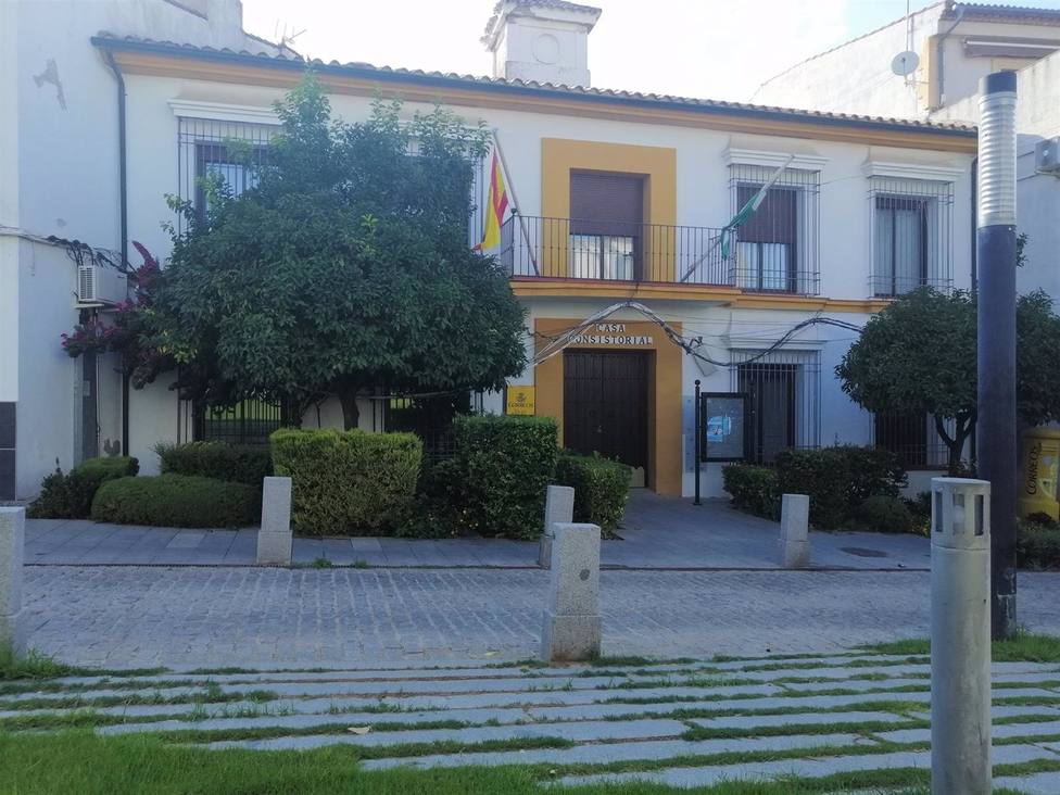 Concejal de Guadalcázar denunciado por escuchas ilegales denuncia a otra edil por quedarse dinero de viajes