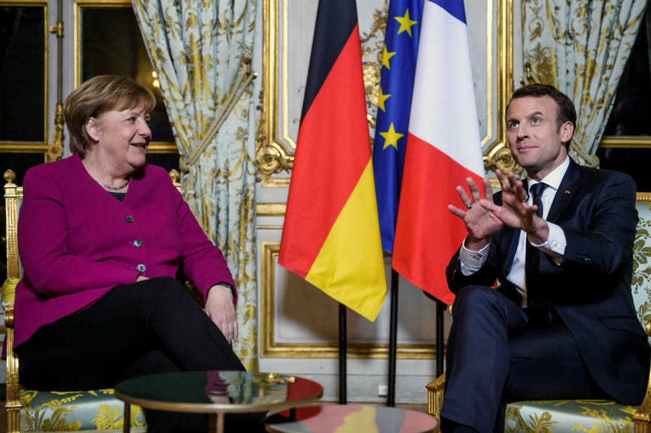 Angela Merkel y Emmanuel Macron durante en la reunión mantenida en París. REUTERS