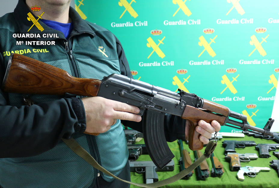 Operación “GOLALDE” se ha saldado con la incautación de un arsenal de 322 armas de fuego y más de 50.000 cartu