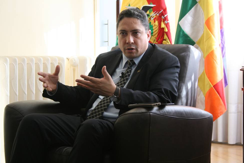 El ministro de Justicia de Bolivia se suma a la decena de altos cargos que abandonan el Gobierno de Morales