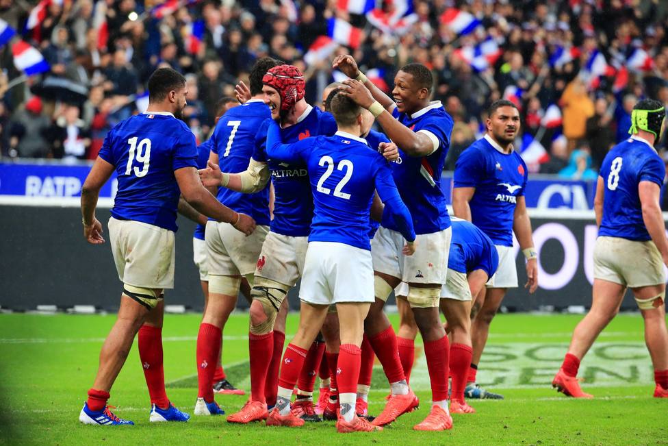 Francia asalta Cardiff y se postula para el título del Seis Naciones; Esoccia superó a Italia