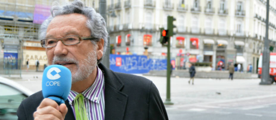 Luis del Val en la Puerta del Sol de Madrid.