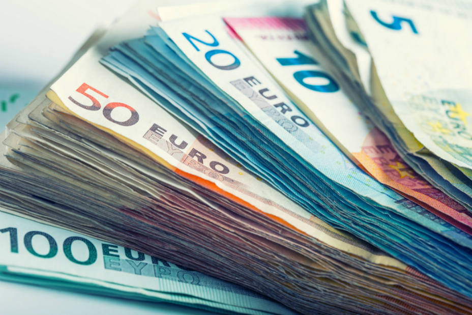 Un niño de doce años encuentra un sobre con 2.000 euros y lo devuelve