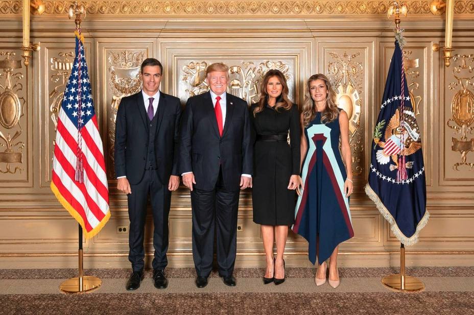 La Casa Blanca divulga la foto de Sánchez, Trump y sus esposas en Nueva York