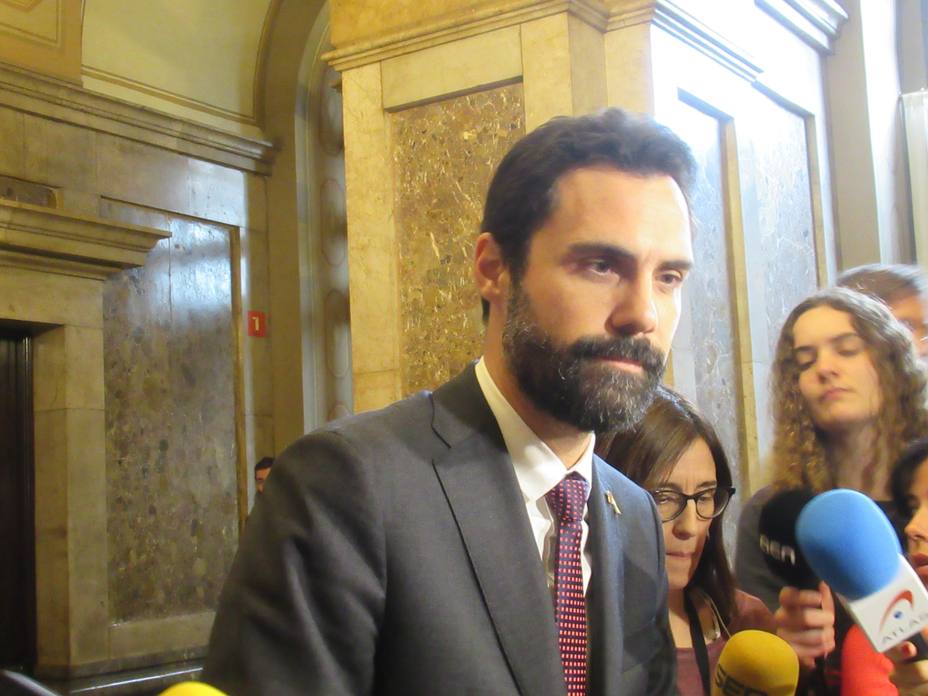Torrent pide a Sánchez movimientos políticos hacia Cataluña para apoyar los PGE