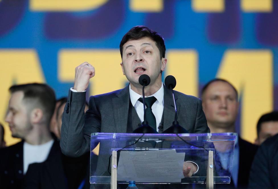 El partido del presidente Zelenski en Ucrania roza la mayoría absoluta en las elecciones parlamentarias