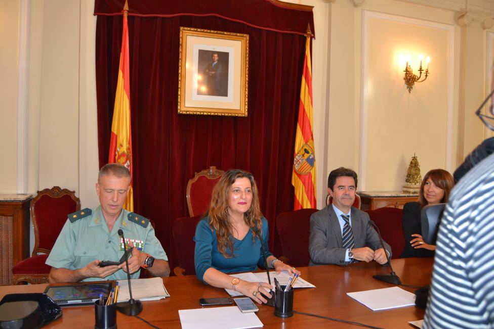 Acto de presentación de los actos de celebración de la Guardia Civil en Huesca