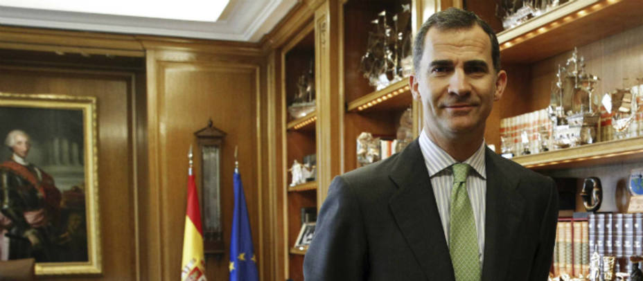 El Rey Felipe VI espera a Mariano Rajoy para su primer despacho en la Zarzuela. REUTERS