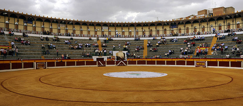 La plaza de toros de Almendralejo abrirá sus puertas el próximo 17 de agosto. ARCHIVO
