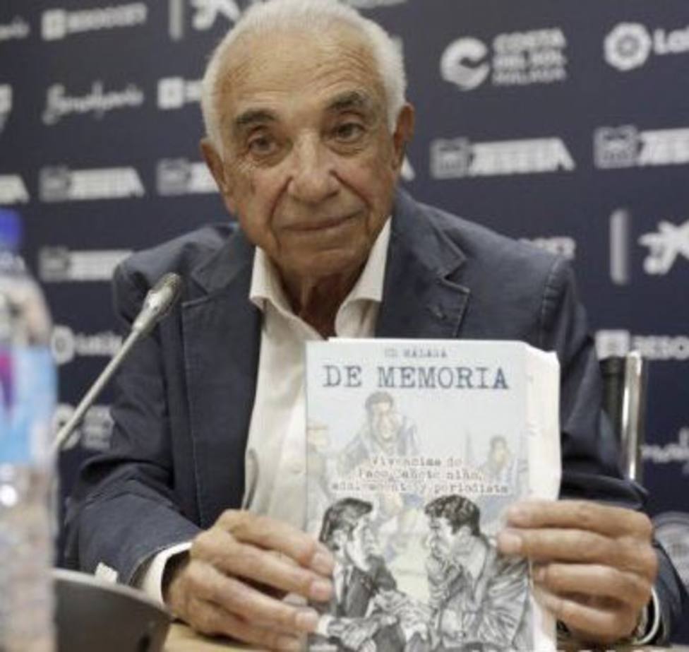 Paco Cañete en la presentación de su libro