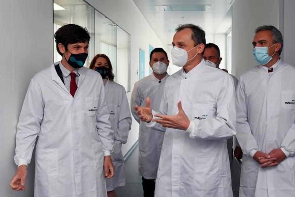 El ministro de Ciencia e Innovación, Pedro Duque, visita León