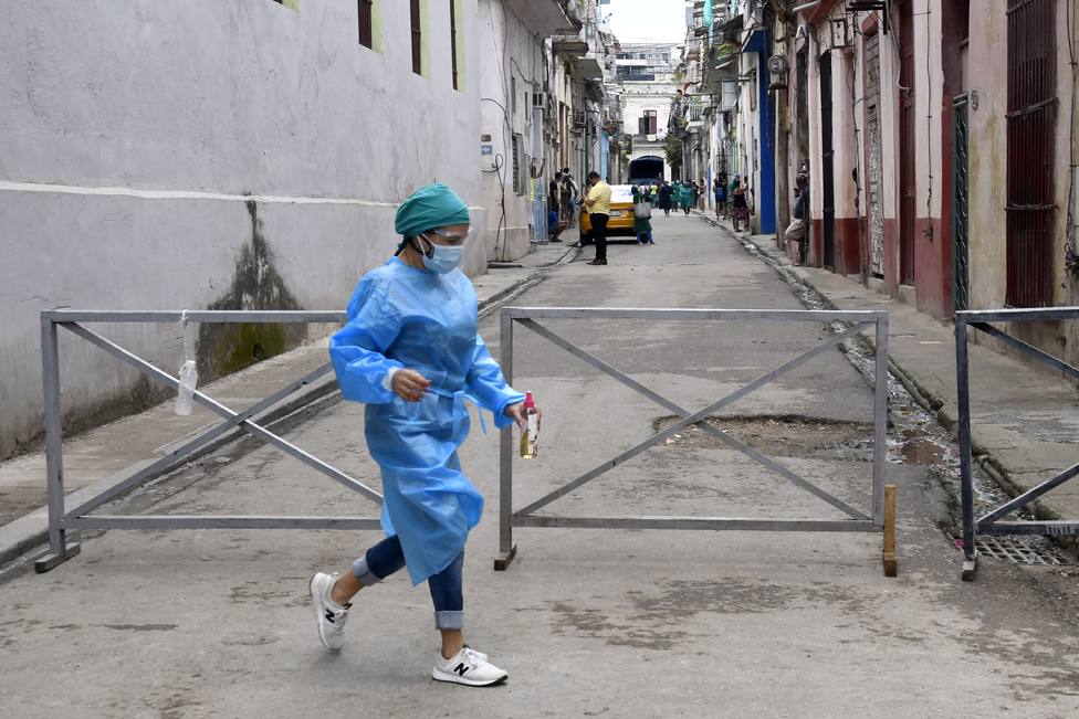 Cuba notifica 1.026 positivos y un nuevo máximo de 12 muertes en un día