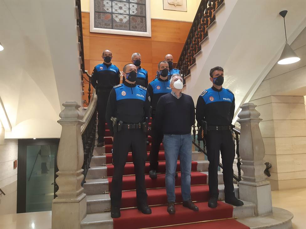 Acto de toma de posesión de los últimos subinspectores nombrados en la Policía Local de Gijón