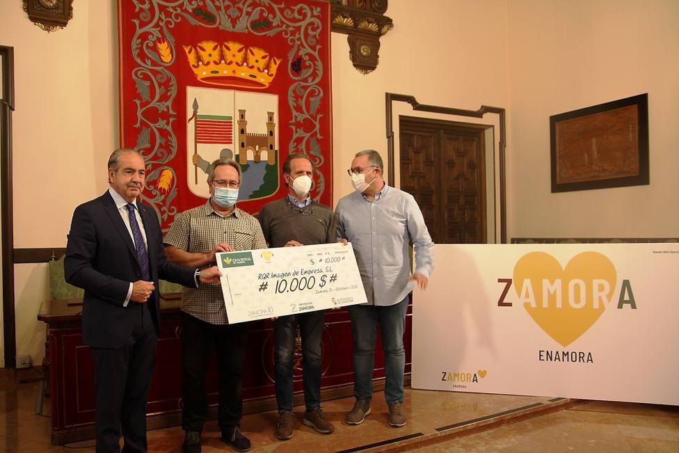 Entrega premio marca Zamora