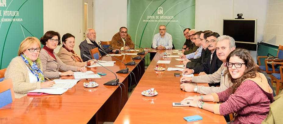 Imagen de los miembros del Jurado Taurino Provincial de la Delegación del Gobierno de la Junta en Huelva. ARIZMENDI