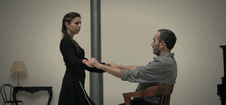 Un paciente de ELA “baila un tango” para reivindicar mayor asistencia sanitaria