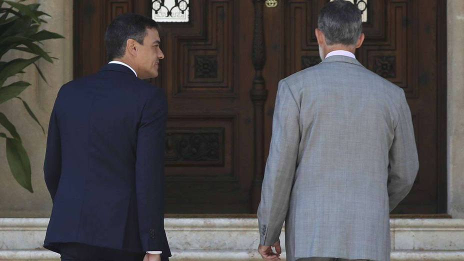 Sánchez celebra hoy con el Rey su primer despacho como presidente en Marivent