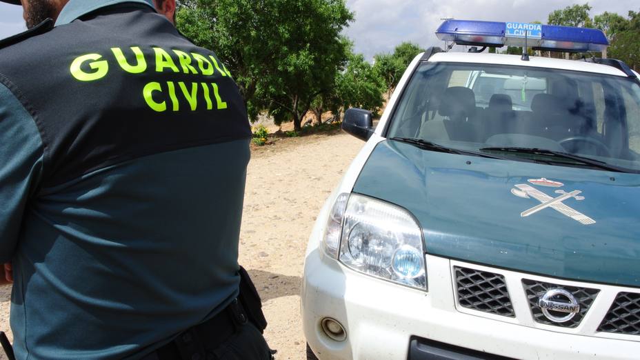 Un dispositivo de unas 200 personas buscan a una joven desaparecida en El Campillo (Huelva)