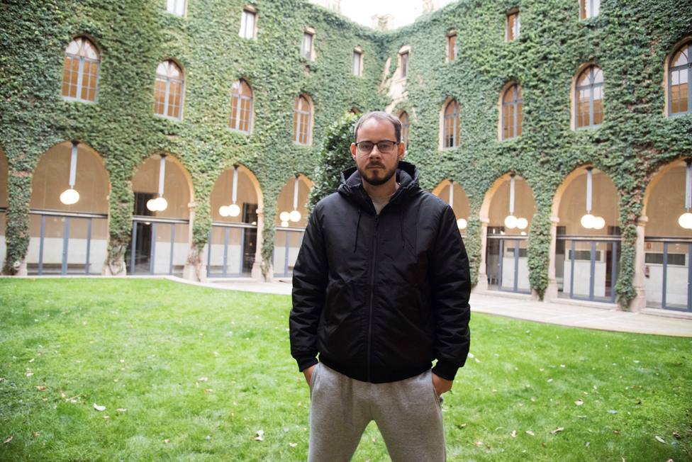 Pablo Hasél se encierra en la Universidad de Lérida para dificultar su detención