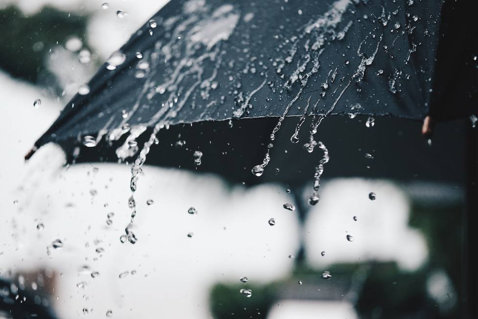 Las lluvias afectarán este lunes a casi todo el país, acompañadas de tormenta en varios puntos