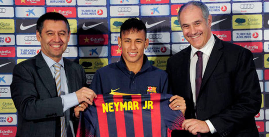 Rosell, Neymar y Zubizarreta, en la presentación del jugador