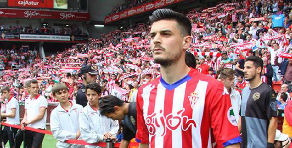 Sergio Álvarez renueva hasta el 30 de junio de 2019. (Foto: @realsporting)