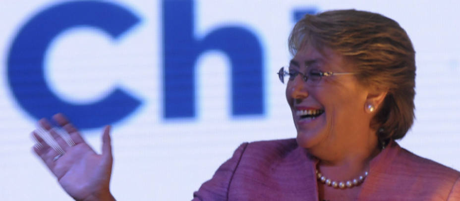 Michele Bachelet celebra su victoria en la primera vuelta de las elecciones chilenas. REUTERS