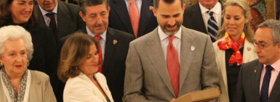 El Príncipe de Asturias junto con los miembros de la Candidatura de Madrid 2020. Foto Casa Real