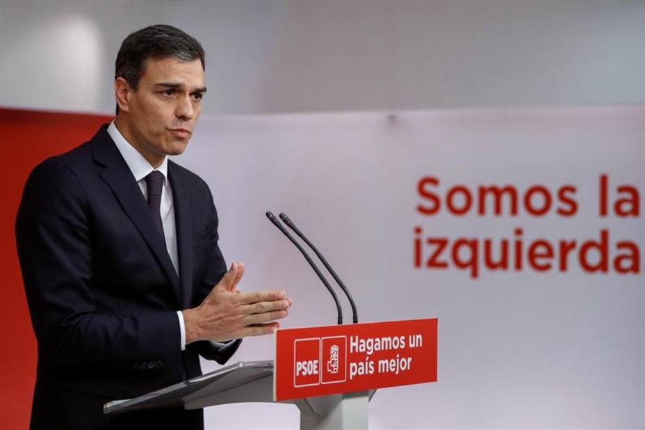 Sánchez pide que en las tomas de posesión sea obligatorio acatar la Constitución