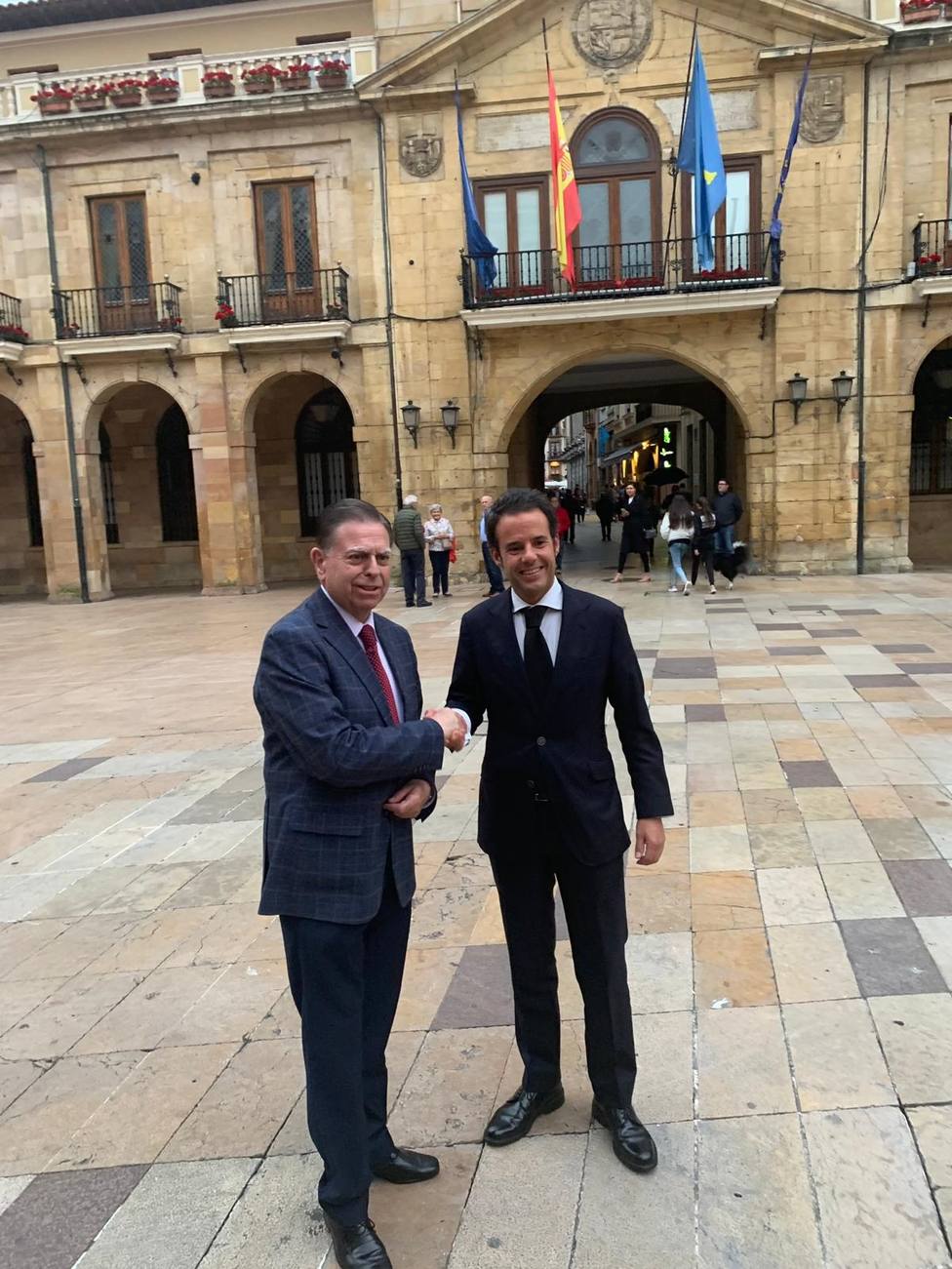 PP y Ciudadanos alcanzan un acuerdo en el Ayuntamiento de Oviedo