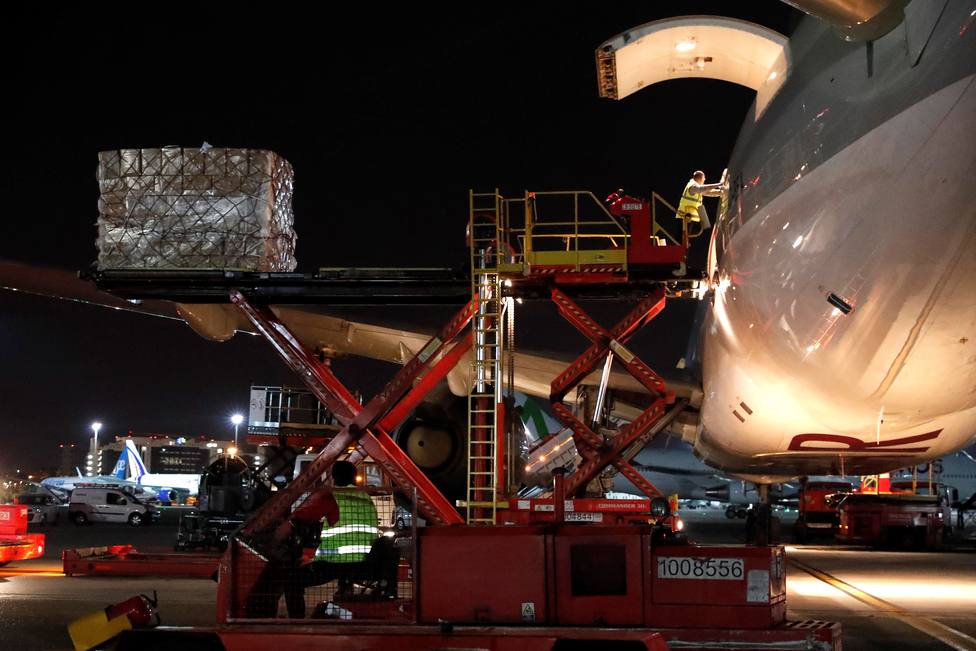 Madrid recibe un sexto avión con 56 toneladas de material sanitario