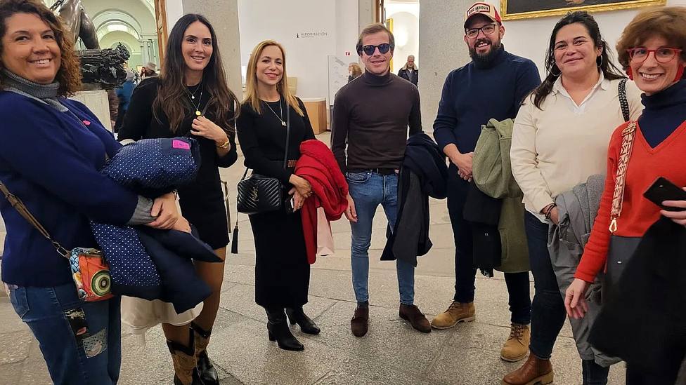 Javier Cortés en el Museo del Prado con los miembros del Club de Amigos de la Fundación del Toro de Lidia