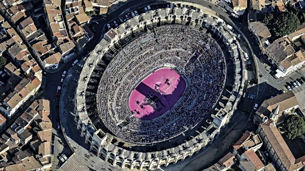 Imagen aérea del Coliseo de Arles (Francia)