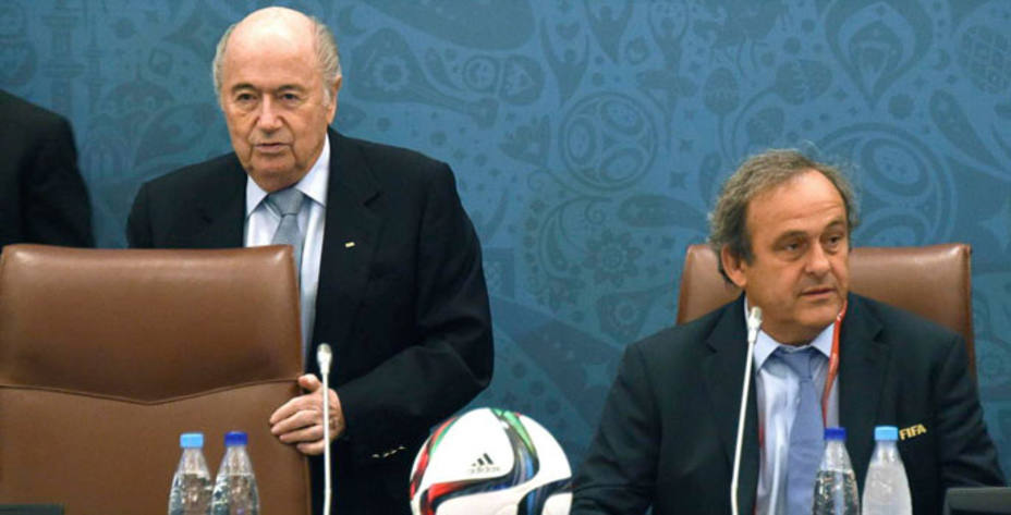 Platini junto a Blatter. (Foto: EFE)