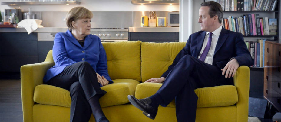 Angela Merkel y David Cameron en Downing Street. REUTERS