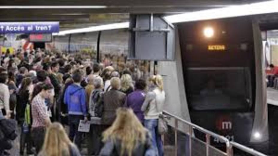 aglomeraciones en Metro Valencia