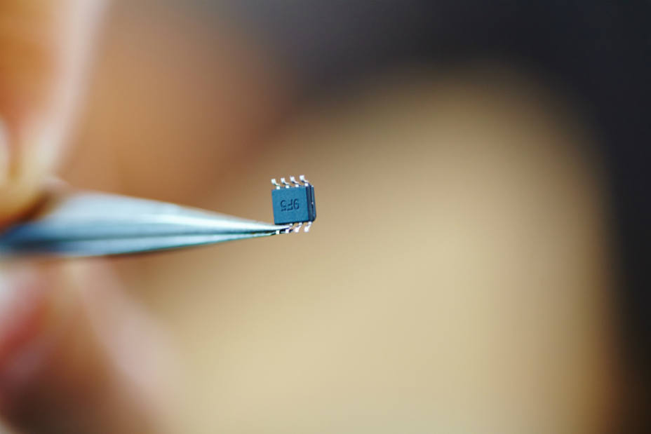 Más de 3.000 alemanes llevan implantado un microchip