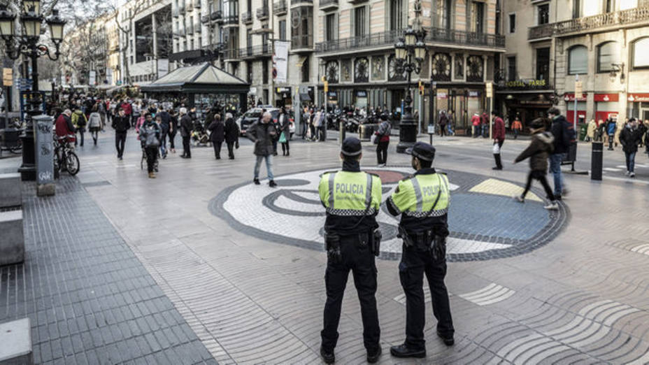 Los Mossos buscan a un hombre que querría atentar en Barcelona