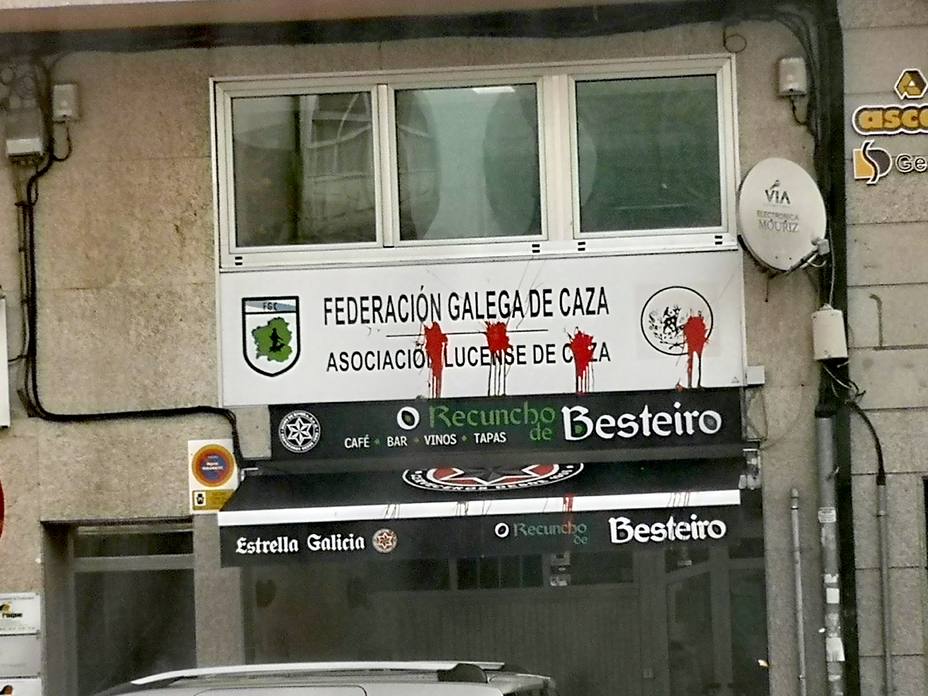 La Federación de Caza denuncia “los actos vandálicos” en su sede de Lugo