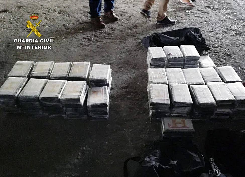 Interceptado en Lorca un camión con 127 kilogramos de cocaína oculta en pieles de animal